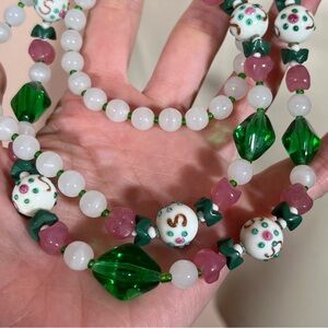 Antique Vintage Art Deco Milk glass Wedding cake Long Flapper Necklace 30i